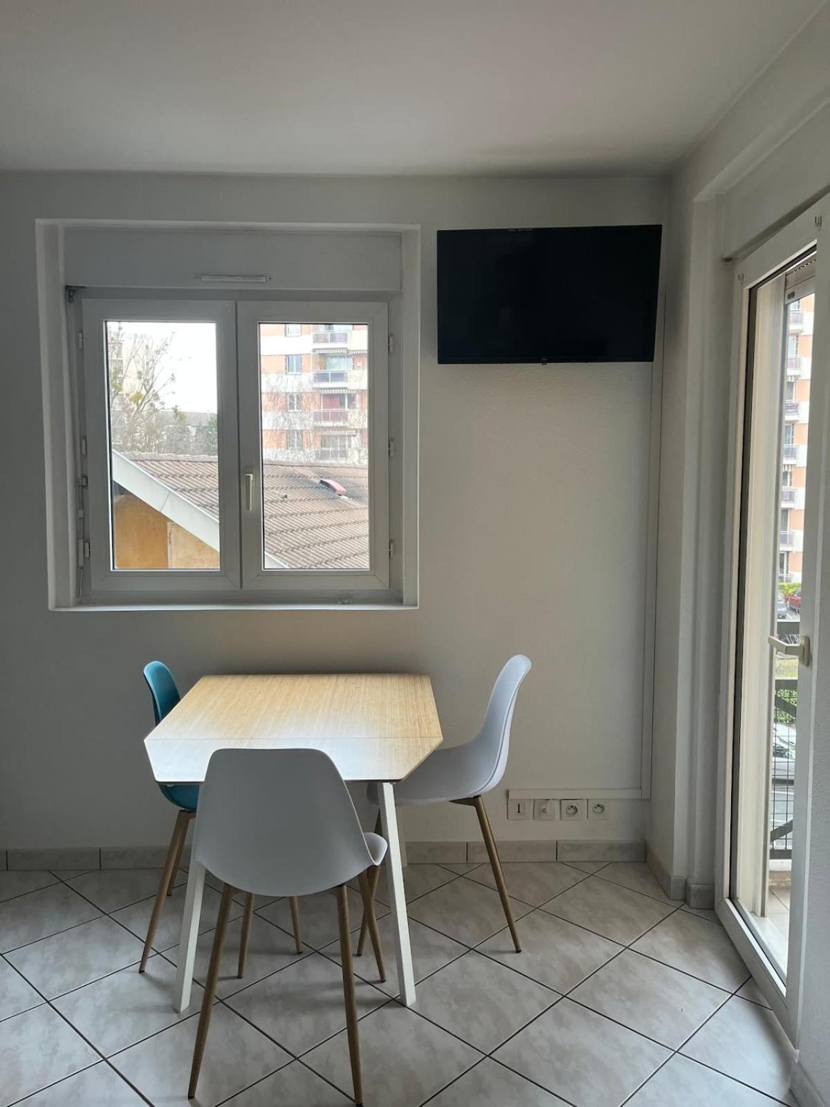 Ferienwohnung Le Rialto Cozy T2 Avec Parking Annecy Exterior foto